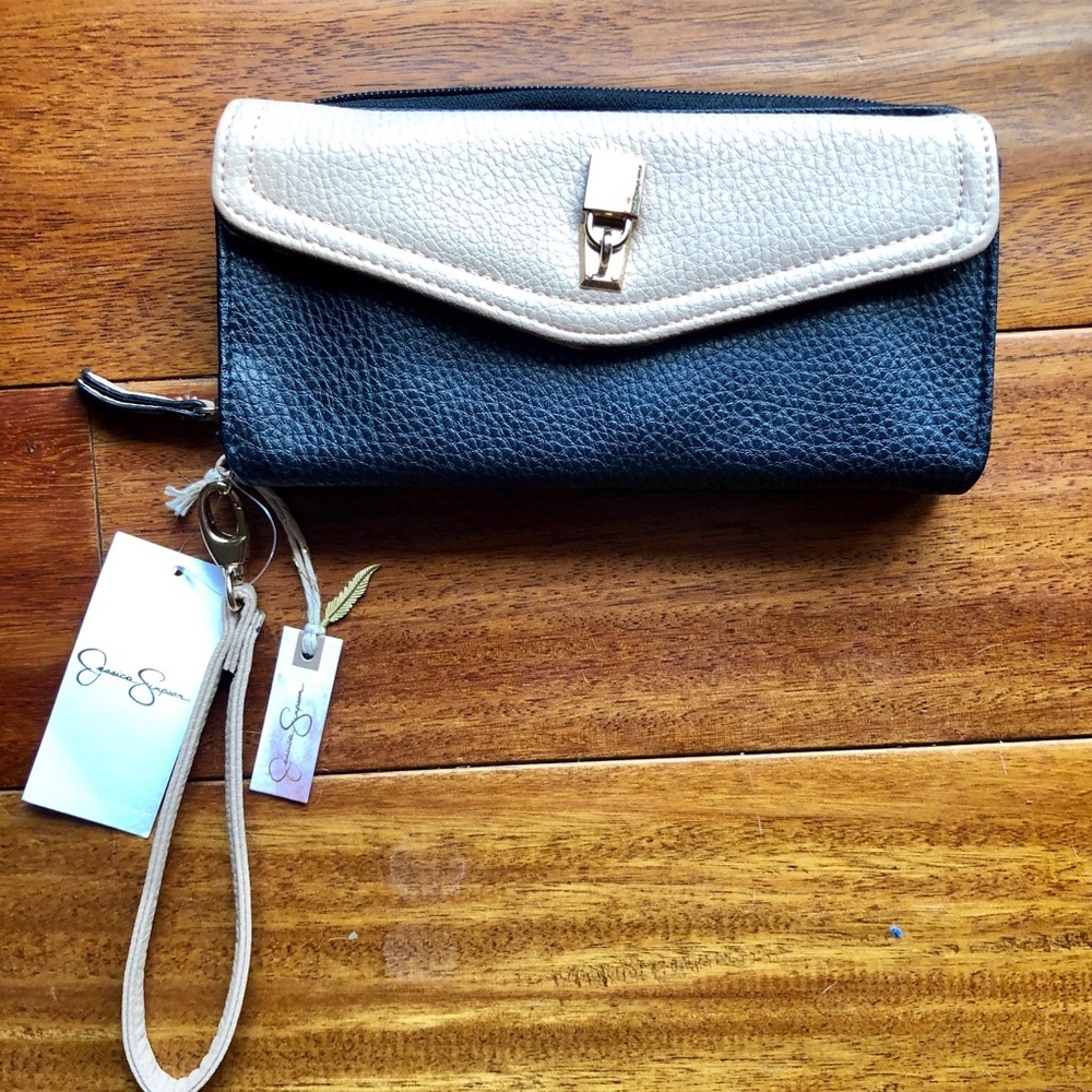 Jessica Simpson Michelle wallet/wristlet